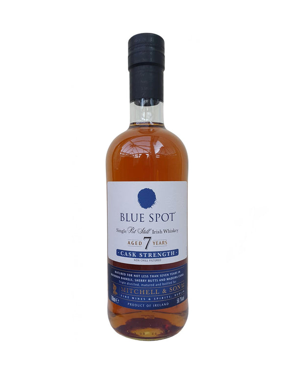 8727132-BLUE-SPOT-IRISH-